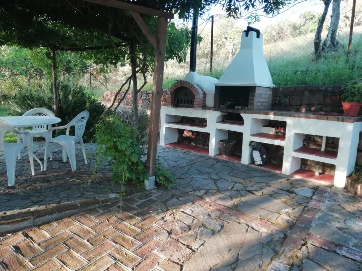 Casa Rural La Vega Cazalla de la Sierra Esterno foto